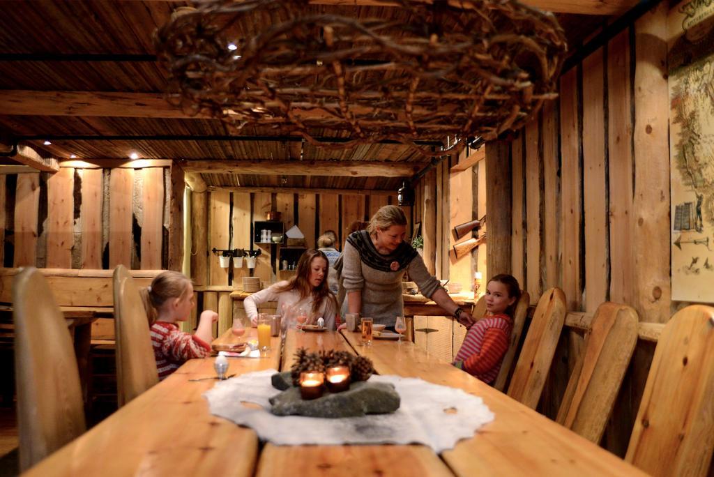 Basecamp Hotel Longyearbyen Luaran gambar